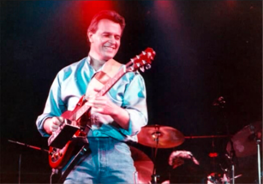 John McLaughlin - Live in Concert wiht Roland G-303